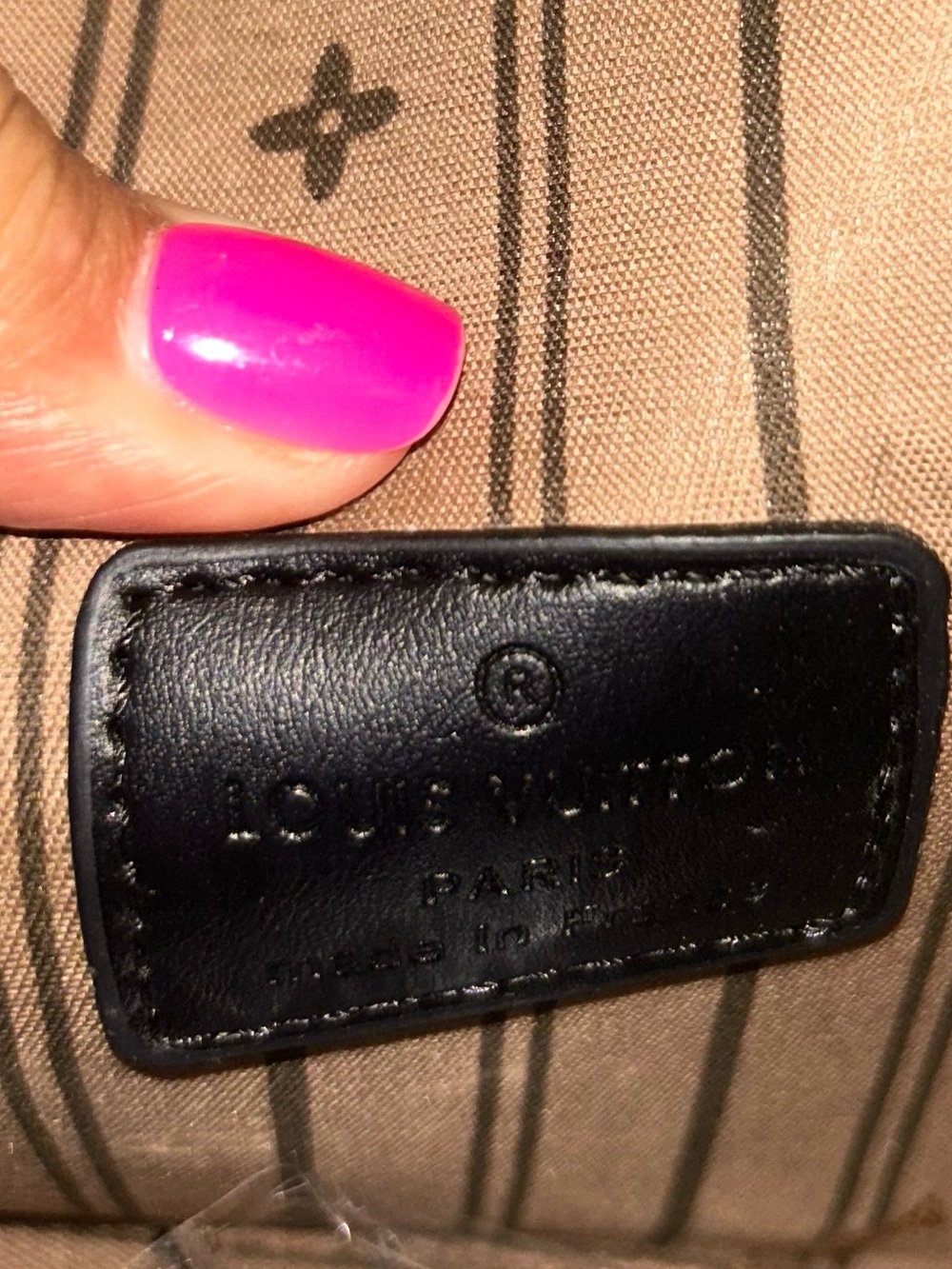 Inspired Louis Vuitton Black Multicolor Monogram Cylinder Vanity Bag - Picture 4 of 6